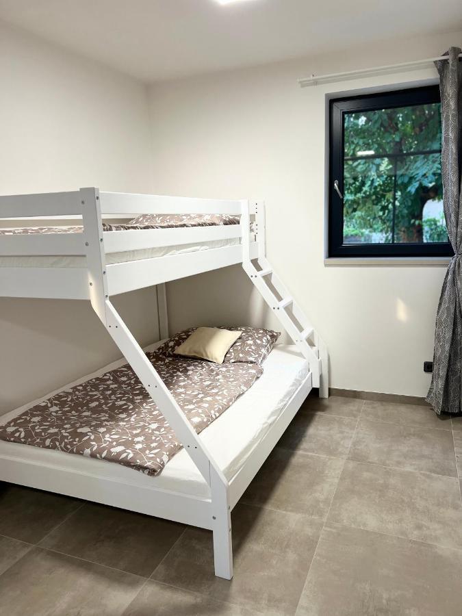 Ubytovani Pod Troskami Rovensko pod Troskami Ngoại thất bức ảnh